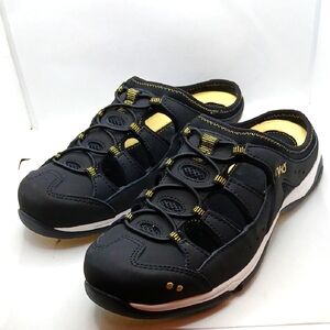 Ryka 8.5  Slip On Excellent Condition